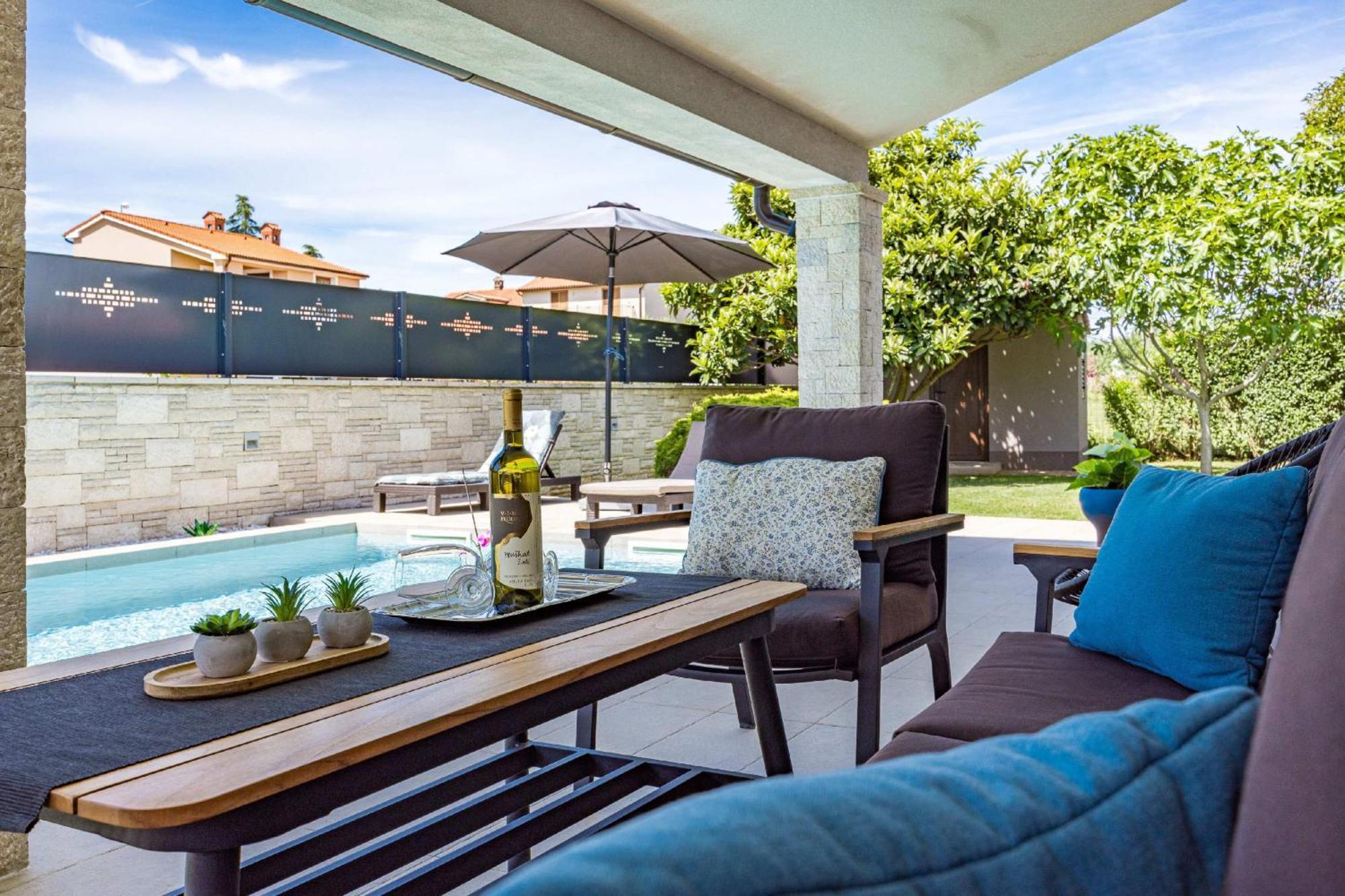 Villa Roma Near Pula For 6 People With Private Pool Jadreški Екстериор снимка
